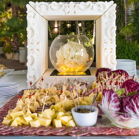 Sant Alphio Garden & Hotel