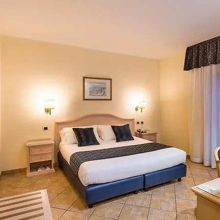Sant Alphio Garden & Hotel 4*