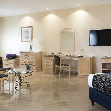 Sant Alphio Garden & Hotel