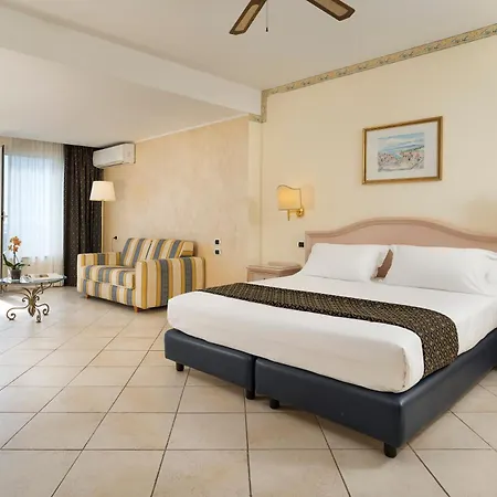 Hotel Sant Alphio Garden & Giardini-Naxos