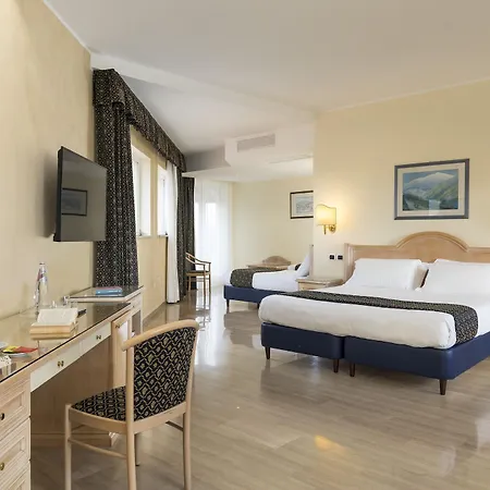 Sant Alphio Garden & Hotel