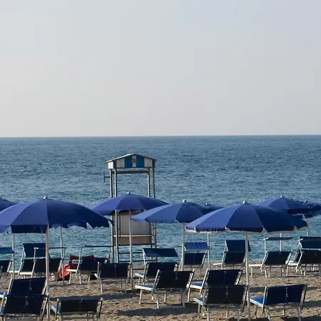 Sant Alphio Garden & Hotel